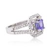 Image 2 : 14KT White Gold 1.00 ctw Tanzanite and Diamond Ring