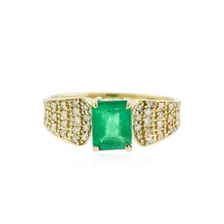 14KT Yellow Gold 1.06 ctw Emerald and Diamond Ring
