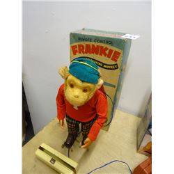 Battery Operated Frankie Roller Skating Monkey By Alps In Box