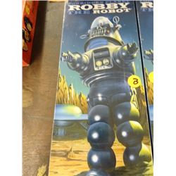  Robby Robot/Lost In Space 