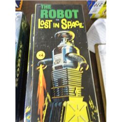  Robby Robot/Lost In Space 