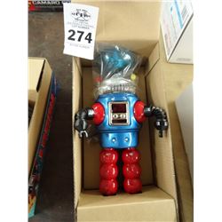  Lost In Space  Robot