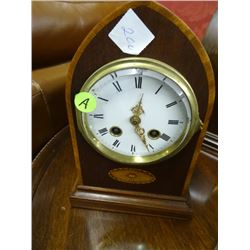 Mantle Clock