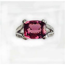 SPINEL 4.35CT, 14K W/G RING 6.77GRAM / DIAMOND RD 0.45CT