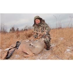 Heavy Horn Outfitters: 3 Day Whitetail Hunt for 1 Hunter in Wisconsin