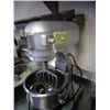Image 2 : 20 Qt. Mixer w/Attachments