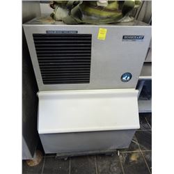 Hoshizaki 250lb Capacity Ice Machine