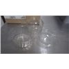 Image 3 : FULL BOX OF HINGED PLASTIC DOME LID CONTAINERS