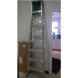 8 FOOT ALUMINUM STEP LADDER