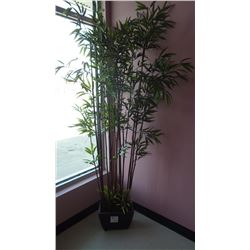 ARTIFICIAL TREE WITH POT