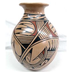 Mata Ortiz Polychrome Jar by Alejandra Soto