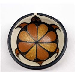 Santa Domingo Small Turtle Bowl.