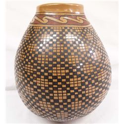 Mata Ortiz Polychrome Eye Dazzler Jar, D. Gonzalez