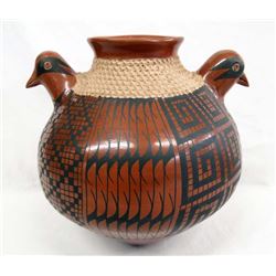 Mata Ortiz Bird Effigy Jar by Jose Gonzalez