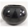 Image 2 : San Ildefonso Black on Black Jar by R.& J. Aguilar