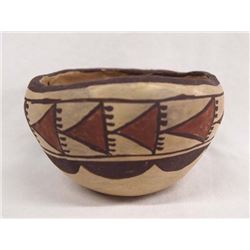 Native American Laguna Polychrome Pottery Jar