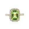 Image 1 : 14KT Yellow Gold 4.50 ctw Peridot and Diamond Ring