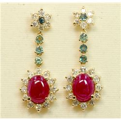 RUBY CABOCHION 7.06CT / ALEXANDRITE 0.80CT / DIAMOND 1.84CT / 14K YELLOW GOLD EARRING 5.27GRAM