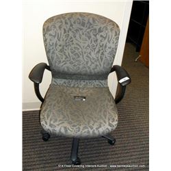 OFFICE CHAIR