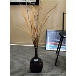 CERAMIC DECORATIVE VASE
