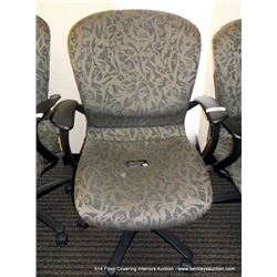 OFFICE CHAIR