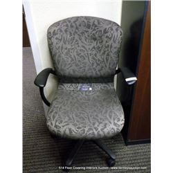 OFFICE CHAIR