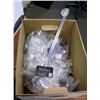Image 1 : BOX: PLASTIC CLIPS