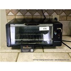 TAOSTMASTER TOASTER