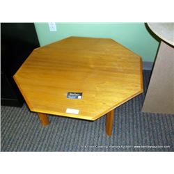 OCTAGONAL MIDDLE TABLE