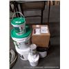 Image 1 : WALL BASE ADHESIVE