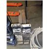 Image 1 : FORKLIFT FORKS 45"