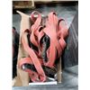 Image 1 : BOX: TILE STRAPS