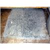 Image 1 : 48" X 48" AREA RUB
