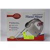 Image 1 : NEW BETTY CROCKER 5 SPEED HAND MIXER