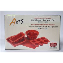 NEW ARTS 5 PIECE SILICON BAKEWARE SET