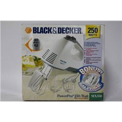 NEW BLACK AND DECKER POWERPRO 250 W MIXER