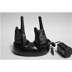 MOTOROLA TALK-ABOUT WALKIE TALKIES