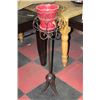 Image 1 : METAL PLANT STAND