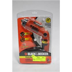 NEW BLACK & DECKER PIVOT DRIVER
