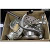 Image 1 : BOX OF MISC INCLUDING MEAT GRINDERS AND MORE