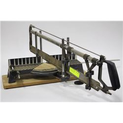 HAND MITRE SAW