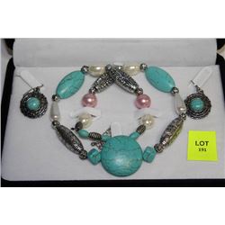 TURQUOISE NECKLACE AND EARRINGS SET AS THEY COME