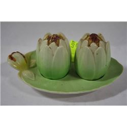 ROYAL WINTON SALT AND PEPPER SHAKER SET