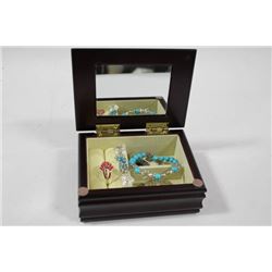 JEWELLERY BOX WITH CONTENTS INCLUDING "I LOVE YOU