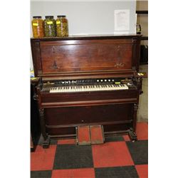 1909 KARN FOOT PUMP ORGAN