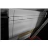 Image 1 : WHITE KING SIZE HEADBOARD