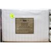 Image 1 : NEW QU SIZE WHITE 400 THREAD COUNT DUVET SET