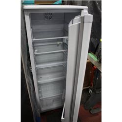 KENMORE APT SIZE FULL FRIDGE