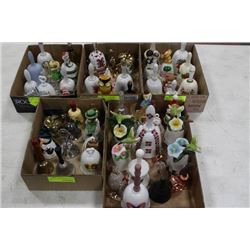 BOX OF COLLECTIBLE BELLS X6
