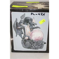 PAIR OF DRAGON ARMY FIGURES